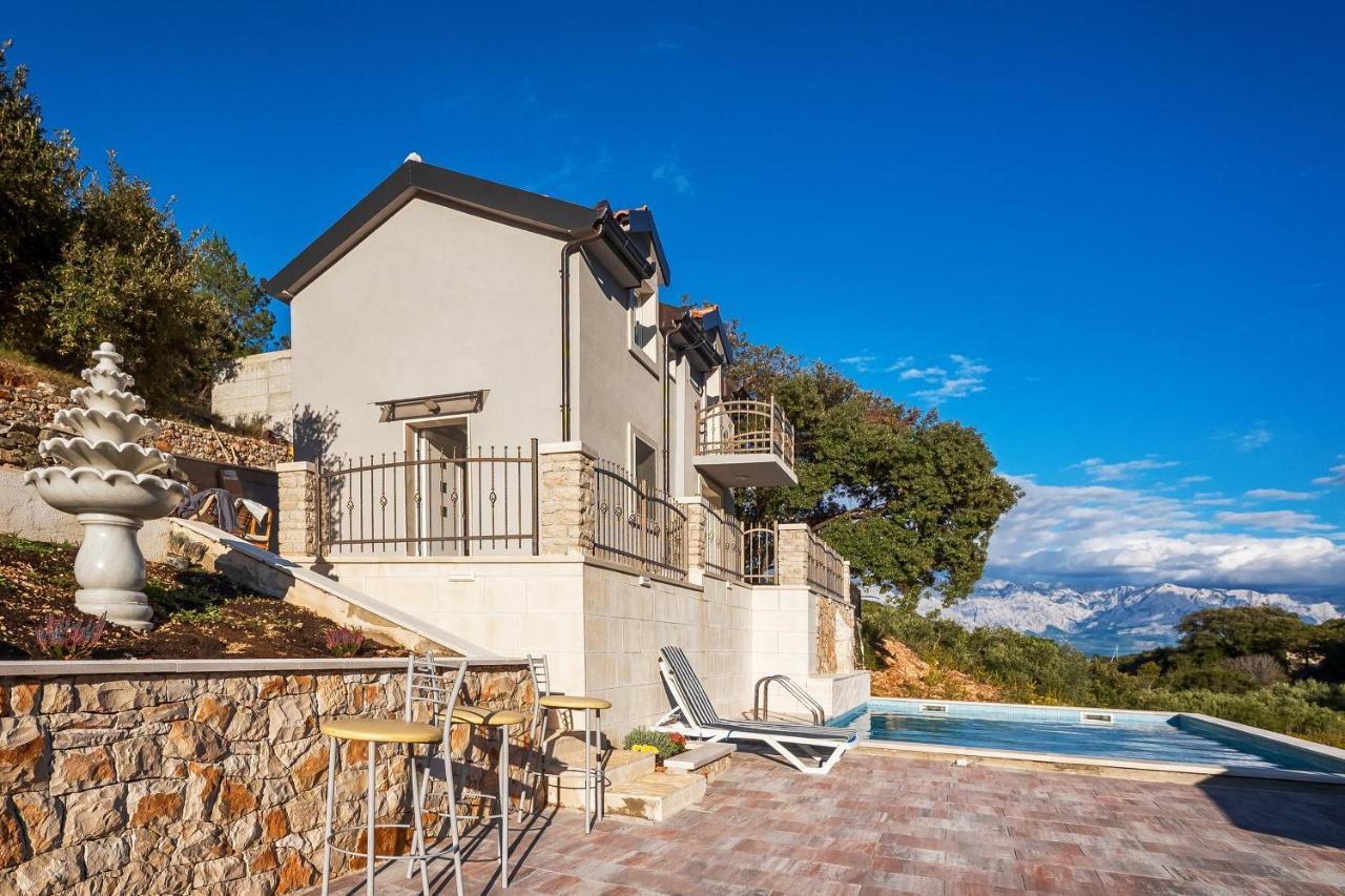 Holiday Home Beyla ปูชิสชา ภายนอก รูปภาพ