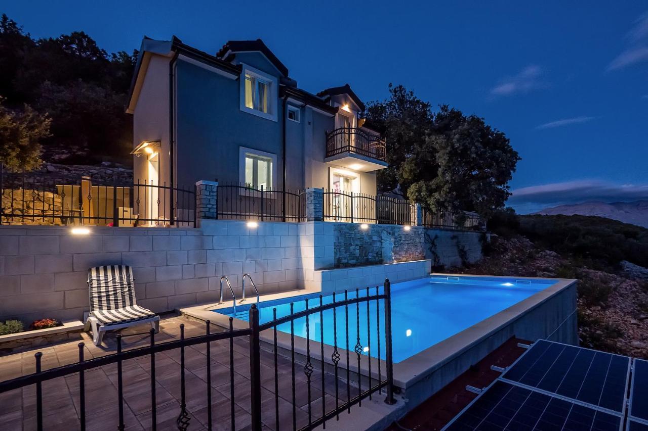 Holiday Home Beyla ปูชิสชา ภายนอก รูปภาพ