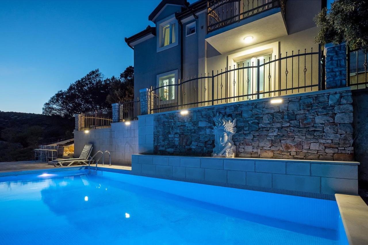 Holiday Home Beyla ปูชิสชา ภายนอก รูปภาพ