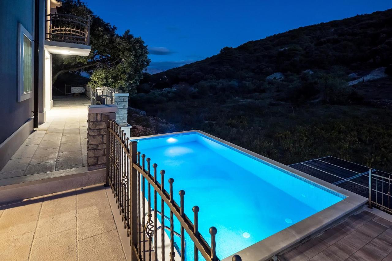 Holiday Home Beyla ปูชิสชา ภายนอก รูปภาพ